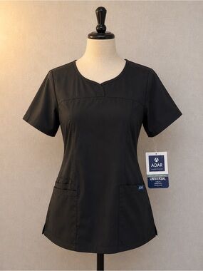 Adar Women’s Black Short-Sleeve Medical Top
